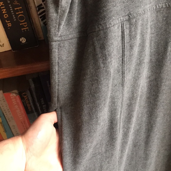 Eddie Bauer 100% Cotton Minimalist Dress - Picture 3 of 4